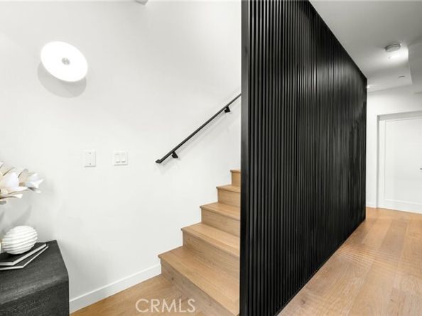 955 Everett Street, Los Angeles CA 90026