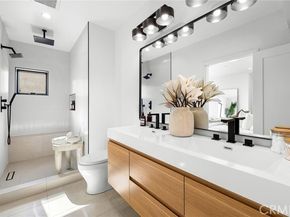 955 Everett Street, Los Angeles CA 90026