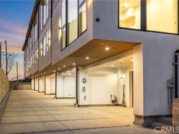 955 Everett Street, Los Angeles CA 90026