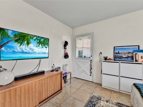 664 Center Street, Costa Mesa CA 92627