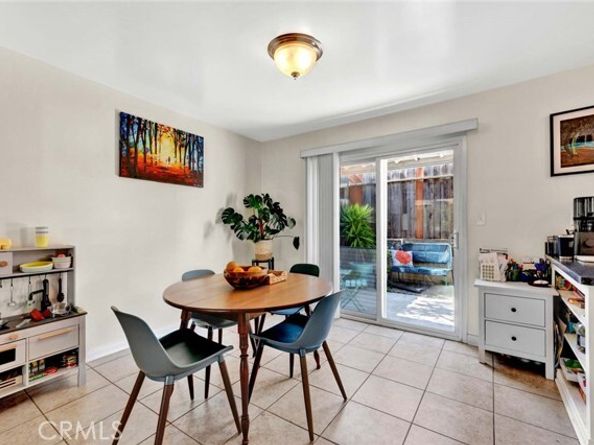 664 Center Street, Costa Mesa CA 92627