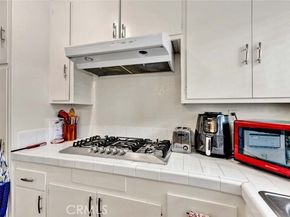 664 Center Street, Costa Mesa CA 92627