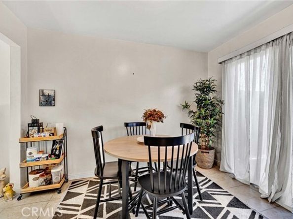 664 Center Street, Costa Mesa CA 92627