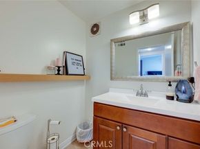 664 Center Street, Costa Mesa CA 92627