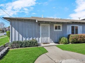 664 Center Street, Costa Mesa CA 92627