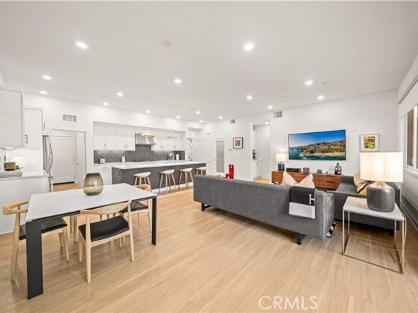 65 ballast point, Tustin CA 92782