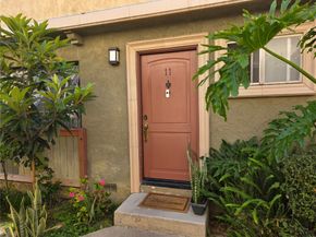 20146 Cohasset 11, Winnetka (los Angeles) CA 91306
