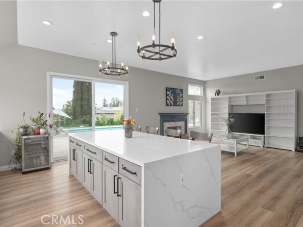 416 Alamosa Drive, Claremont CA 91711