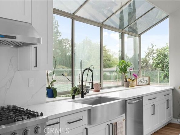 416 Alamosa Drive, Claremont CA 91711