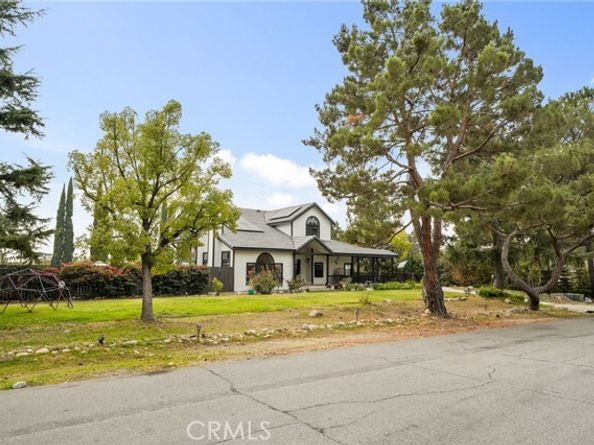 416 Alamosa Drive, Claremont CA 91711