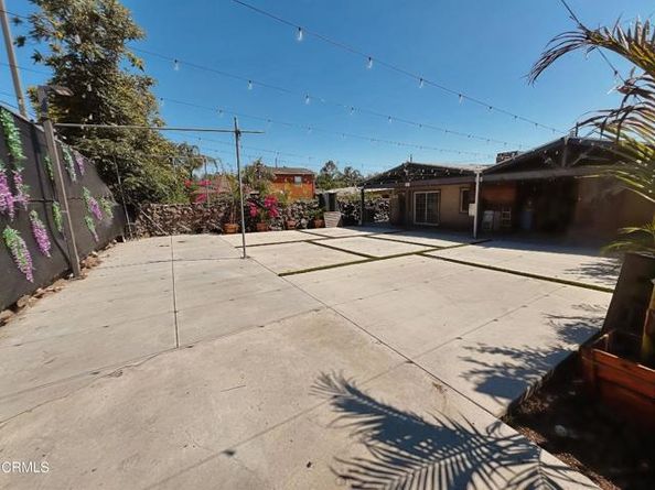 11118 El Dorado Avenue, Pacoima (los Angeles) CA 91331