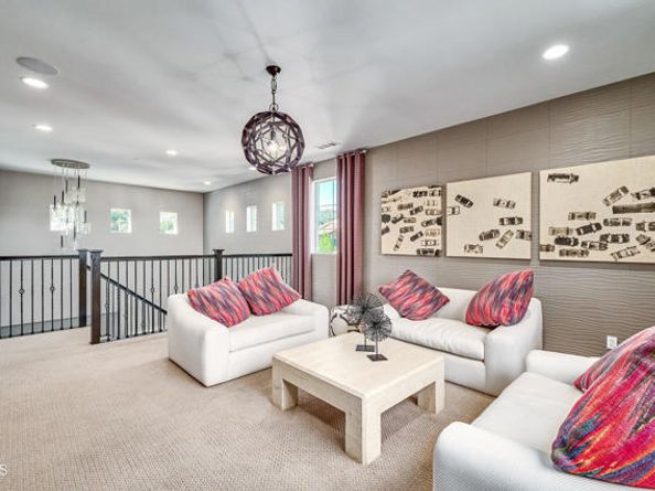 8300 Mariposa Court, West Hills (los Angeles) CA 91304