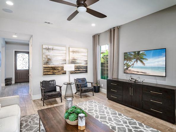 8300 Mariposa Court, West Hills (los Angeles) CA 91304