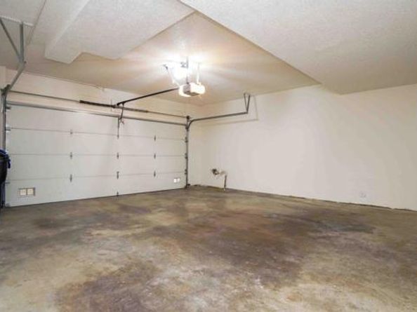 21801 Burbank Boulevard 74, Woodland Hills (los Angeles) CA 91367