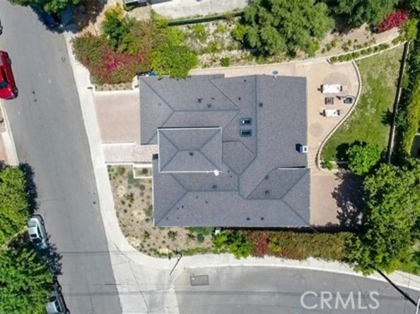 22914 Gershwin Drive, Woodland Hills (los Angeles) CA 91364