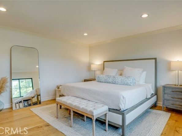 22914 Gershwin Drive, Woodland Hills (los Angeles) CA 91364