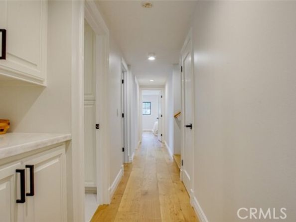 22914 Gershwin Drive, Woodland Hills (los Angeles) CA 91364