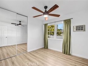 7536 Shoup, West Hills (los Angeles) CA 91307