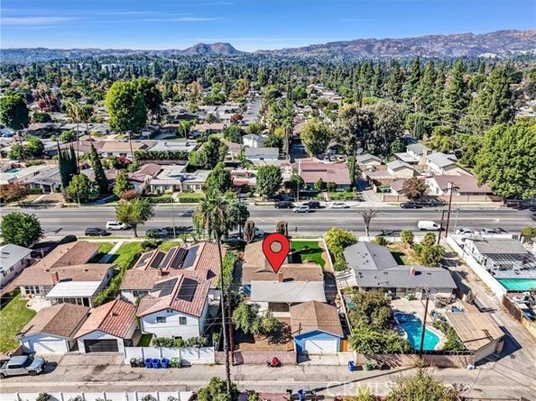 7536 Shoup, West Hills (los Angeles) CA 91307