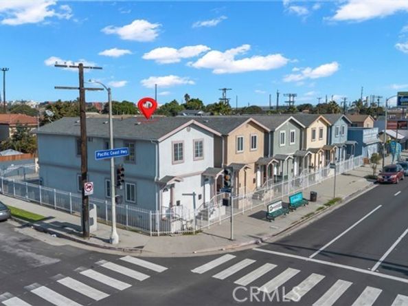 1301 E Pacific Coast, Wilmington (los Angeles) CA 90744