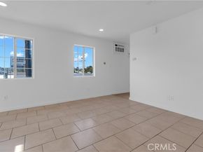 1301 E Pacific Coast, Wilmington (los Angeles) CA 90744