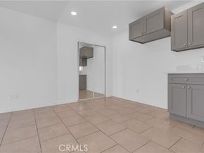 1301 E Pacific Coast, Wilmington (los Angeles) CA 90744