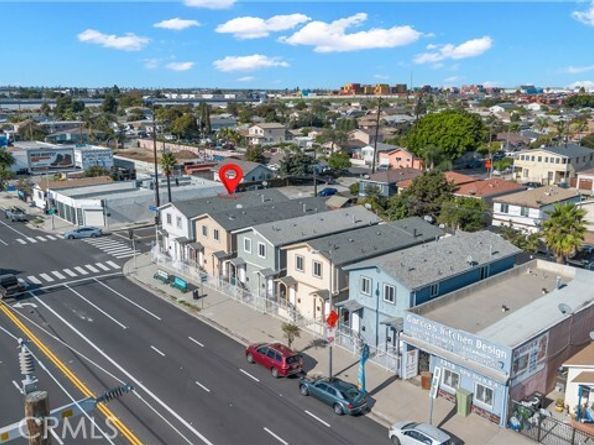 1301 E Pacific Coast, Wilmington (los Angeles) CA 90744