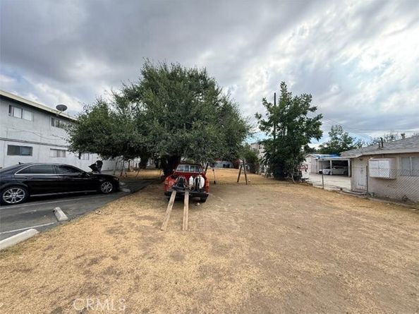 1443 Laurel, Pomona CA 91768