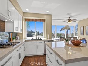 28 Bonita Vista, Lake Forest (el Toro) CA 92610