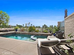 28 Bonita Vista, Lake Forest (el Toro) CA 92610