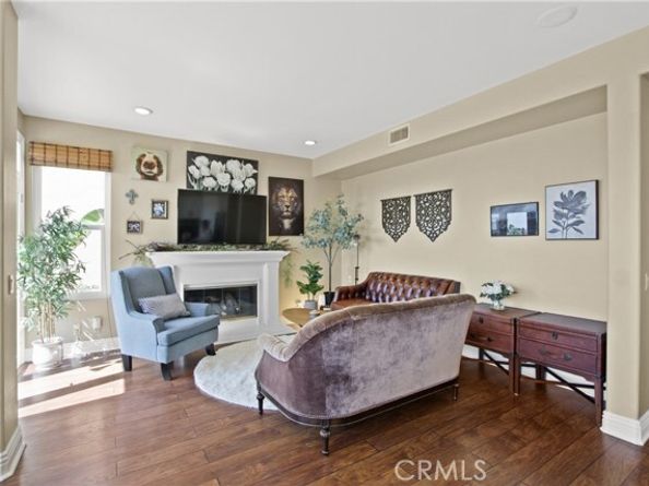 28 Bonita Vista, Lake Forest (el Toro) CA 92610