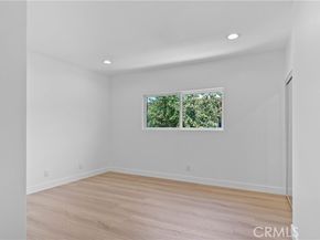 9019 Cedros Avenue 2, Panorama City (los Angeles) CA 91402