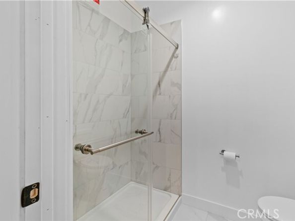 9019 Cedros Avenue 2, Panorama City (los Angeles) CA 91402