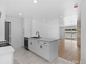 9019 Cedros Avenue 2, Panorama City (los Angeles) CA 91402