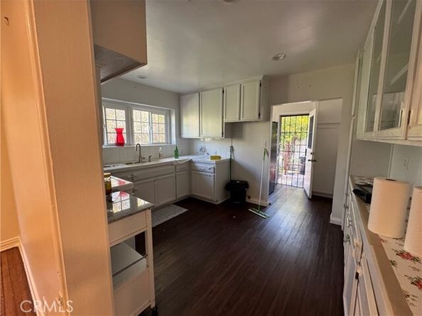 5528 Willowcrest, North Hollywood (los Angeles) CA 91601