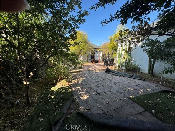 5528 Willowcrest, North Hollywood (los Angeles) CA 91601