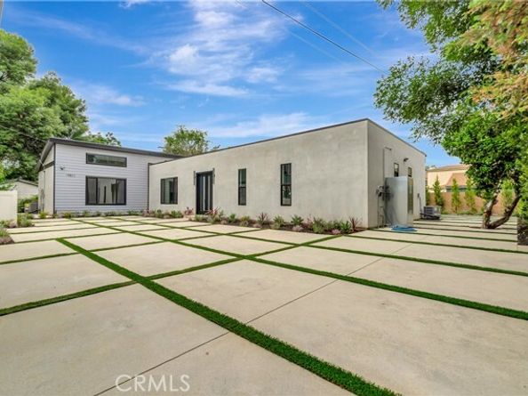 19511 Cantara Street, Reseda (los Angeles) CA 91335