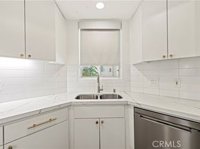 390 S Sepulveda Boulevard 105, Los Angeles CA 90049