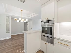 390 S Sepulveda Boulevard 105, Los Angeles CA 90049