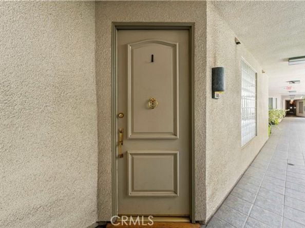 390 S Sepulveda Boulevard 105, Los Angeles CA 90049