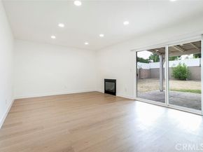 10415 Wish Avenue, Granada Hills (los Angeles) CA 91344