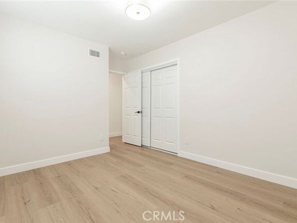 10415 Wish Avenue, Granada Hills (los Angeles) CA 91344