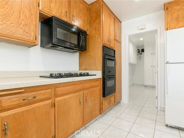 10415 Wish Avenue, Granada Hills (los Angeles) CA 91344