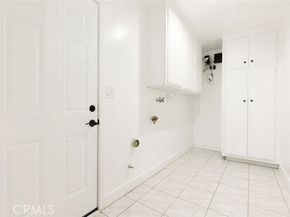 10415 Wish Avenue, Granada Hills (los Angeles) CA 91344