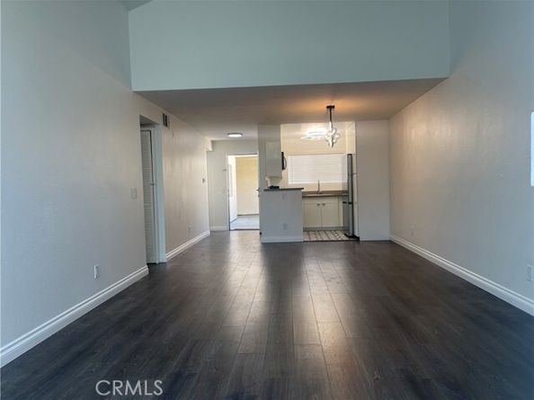 5515 Canoga Avenue 321, Woodland Hills (los Angeles) CA 91367