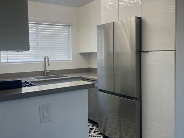 5515 Canoga Avenue 321, Woodland Hills (los Angeles) CA 91367