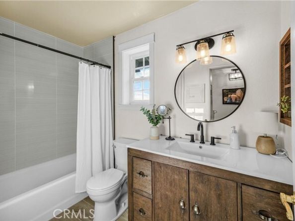 6165 Hollyoak, Rancho Cucamonga CA 91701