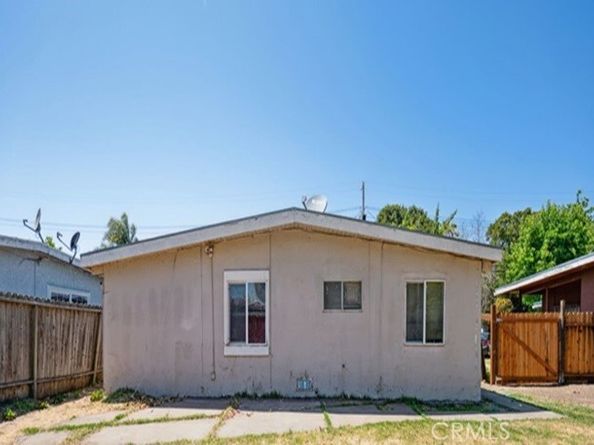 2782 Fordham Street, East Palo Alto CA 94303