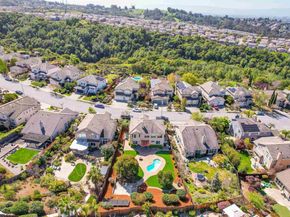 5810 Gold Creek Dr, Castro Valley CA 94552
