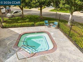 300 Bridgeside Circle, Danville CA 94506